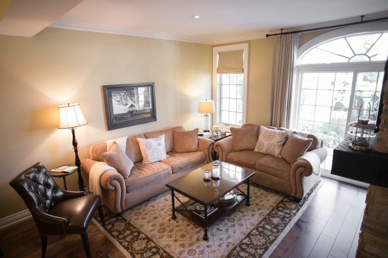 124 On Queen Hotel & Spa Niagara-on-the-Lake Exterior photo A living room